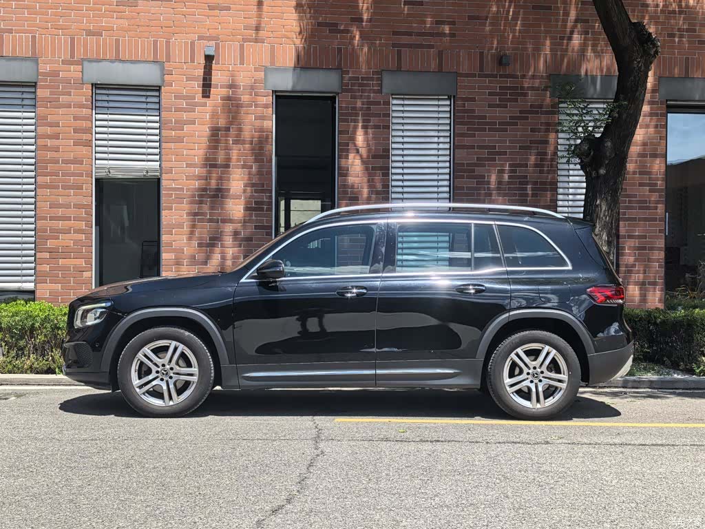 Mercedes-Benz GLB, 2020 11