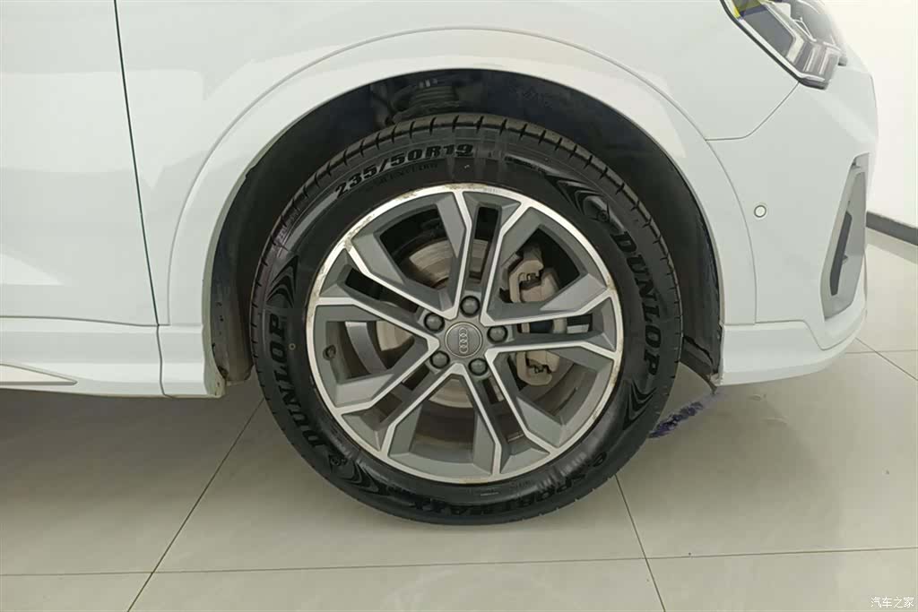 Audi Q3, 2021 6