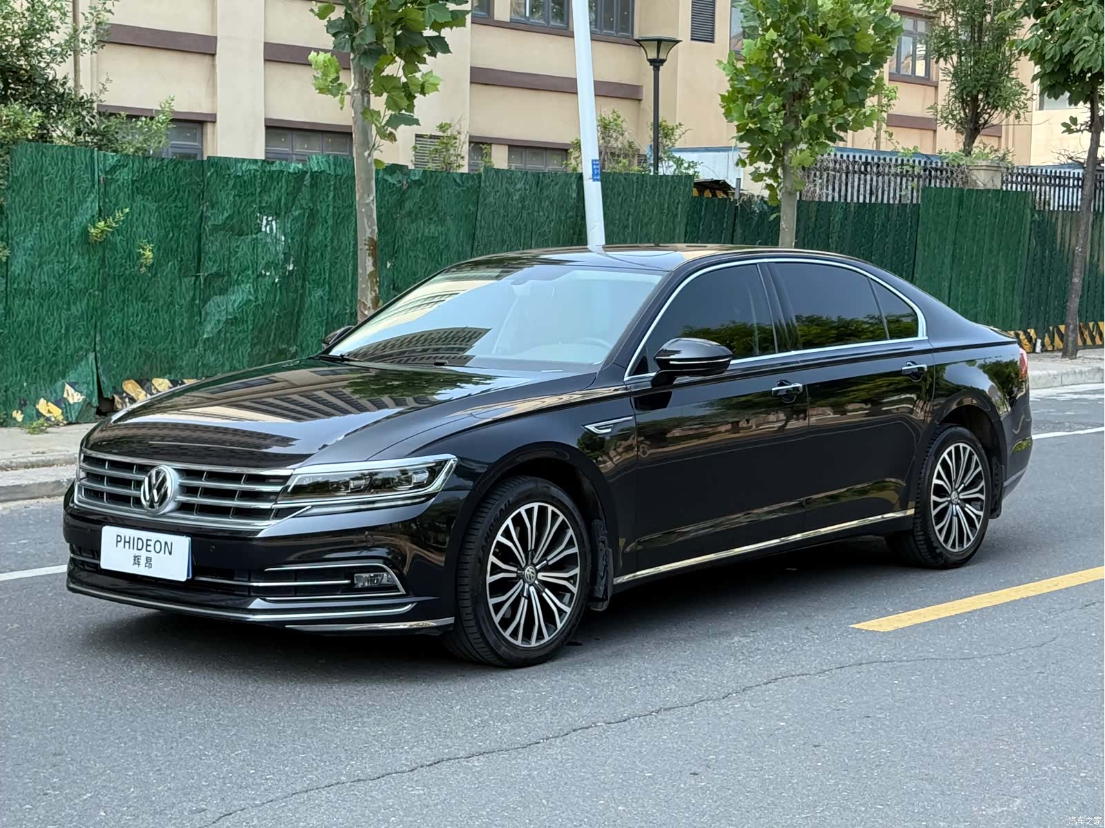 Volkswagen Phideon