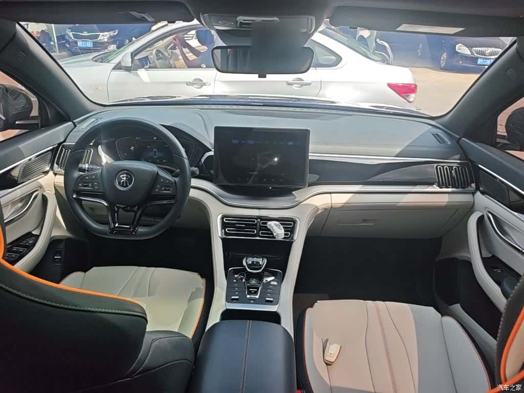 BYD Song, 2023 10