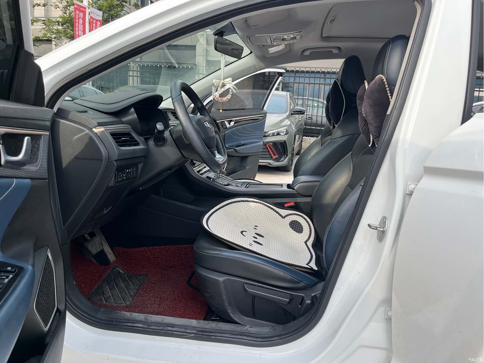 Geely Emgrand, 2021 14