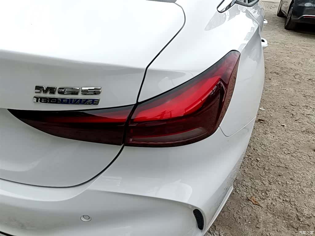 MG MG5, 2026 8