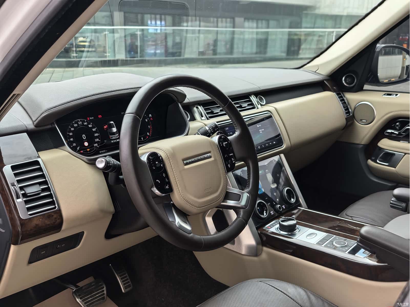 Land Rover Range Rover, 2022 13
