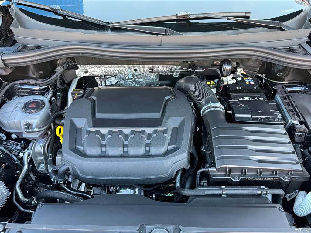Volkswagen Tiguan L, 2025 7