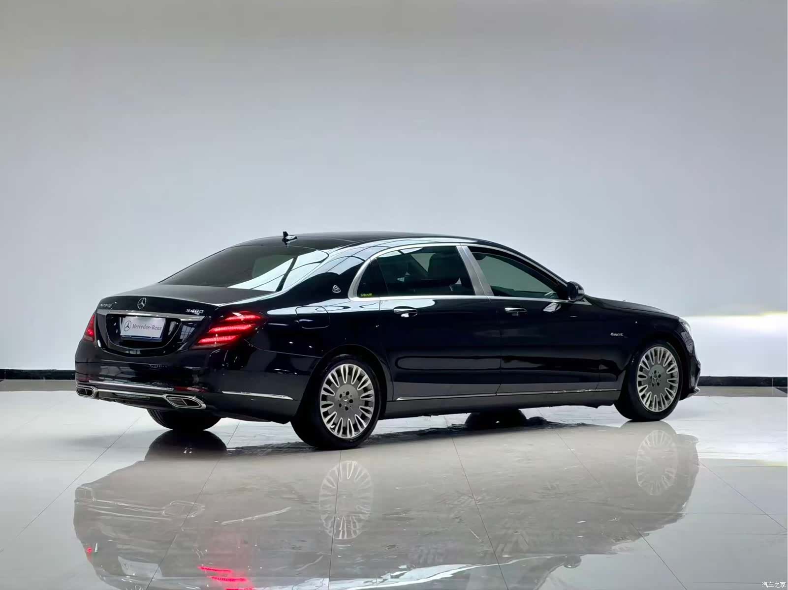 Maybach S-Class, 2017 3