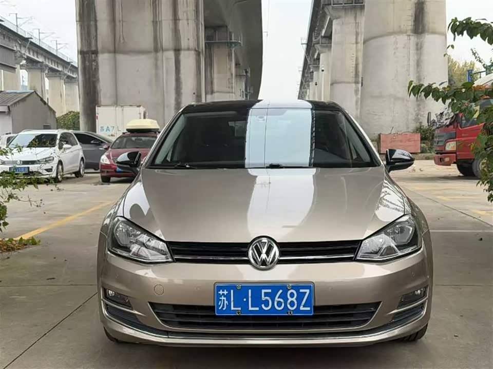 Volkswagen golf
