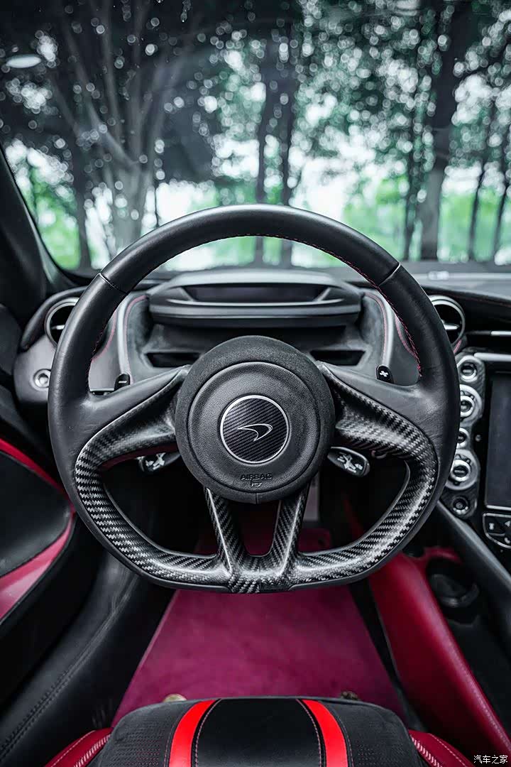 McLaren 720S, 2019 14