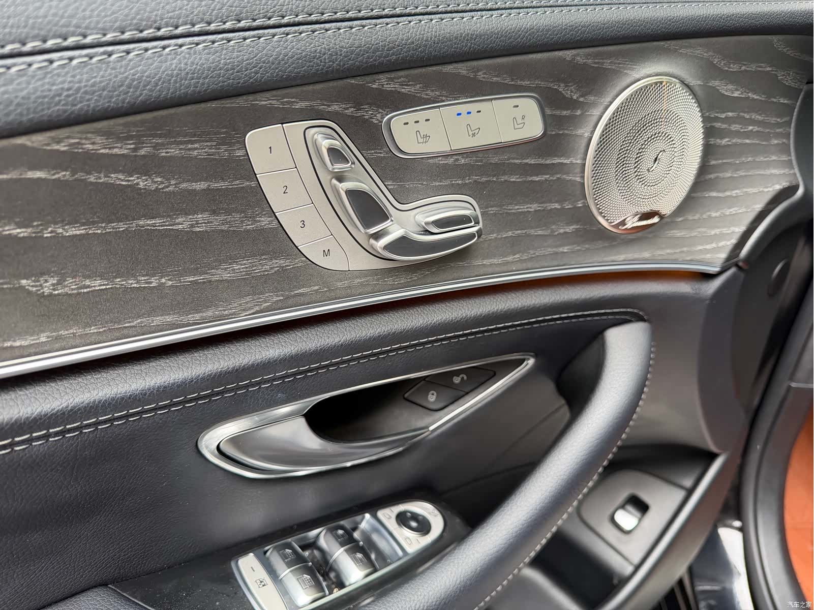 Mercedes-Benz E-Class, 2023 10