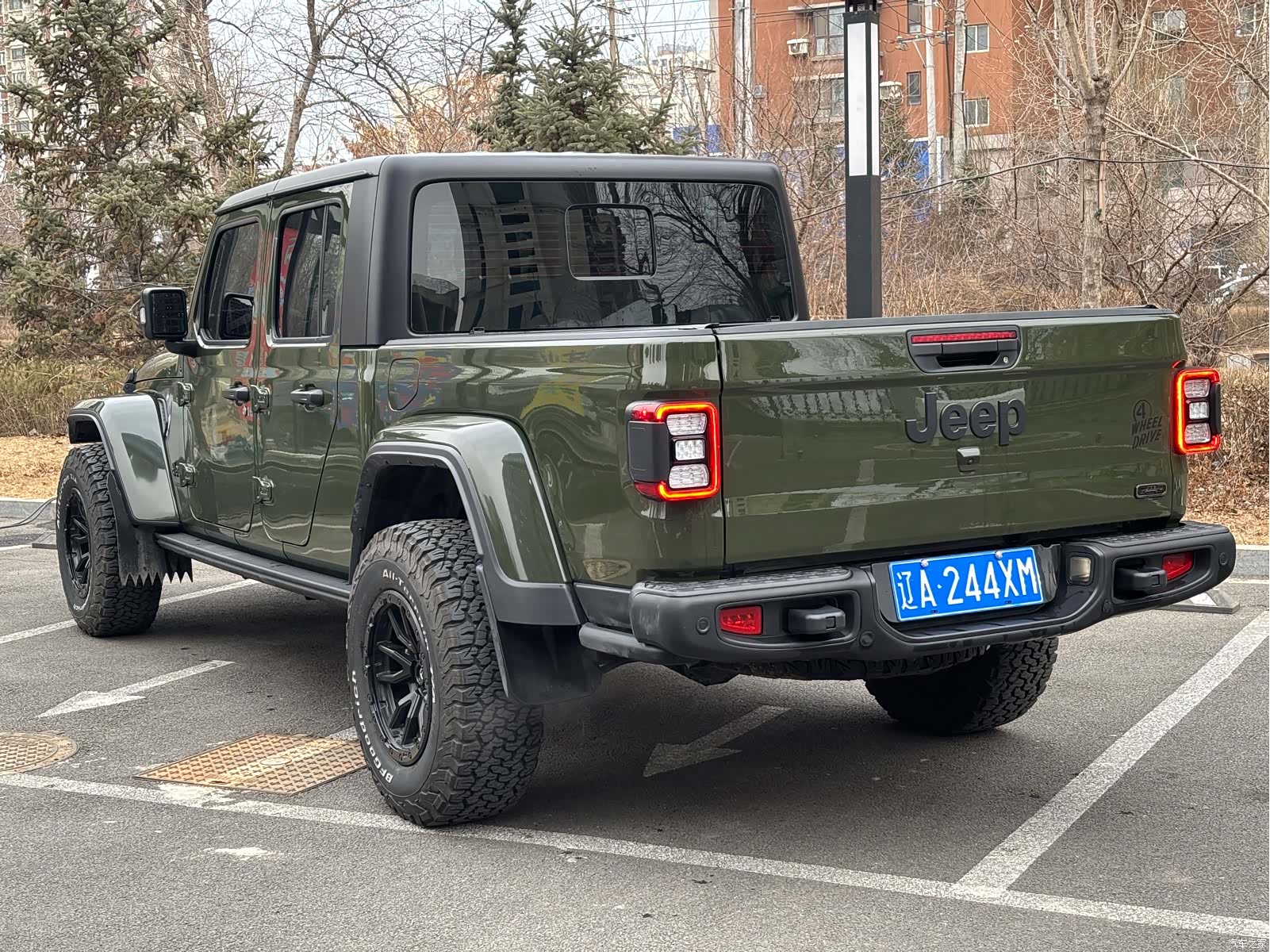 Jeep Gladiator, 2023 все фото