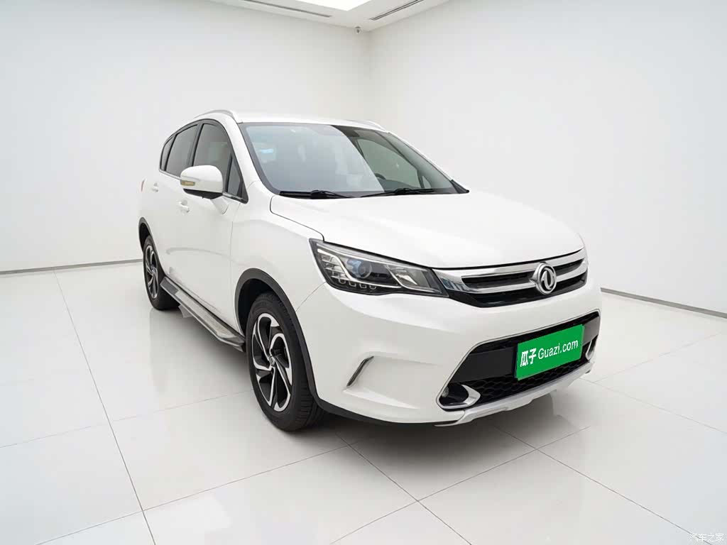 DongFeng AX5, 2017 3