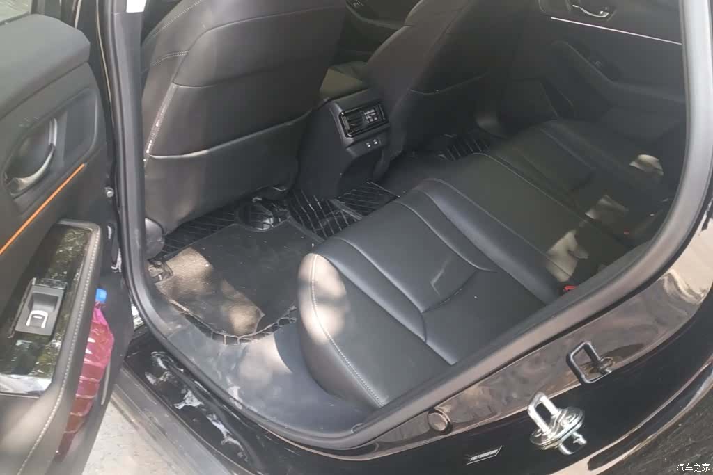 Honda Accord, 2025 11