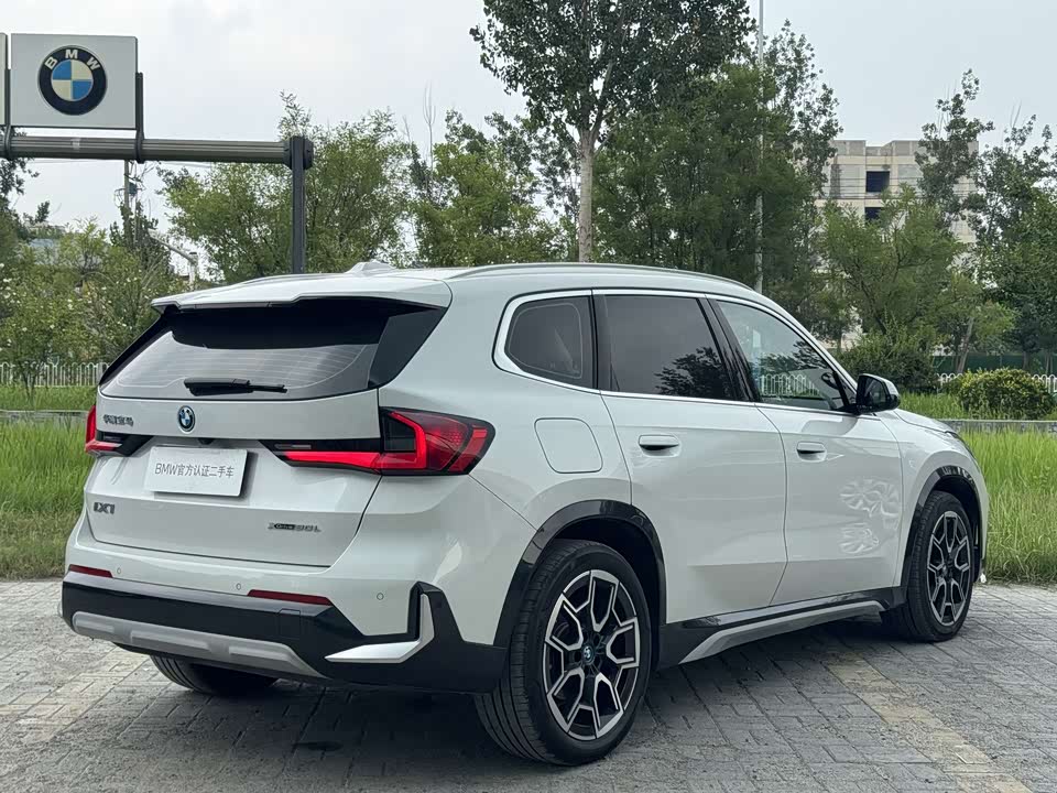 BMW iX1 BMW iX1