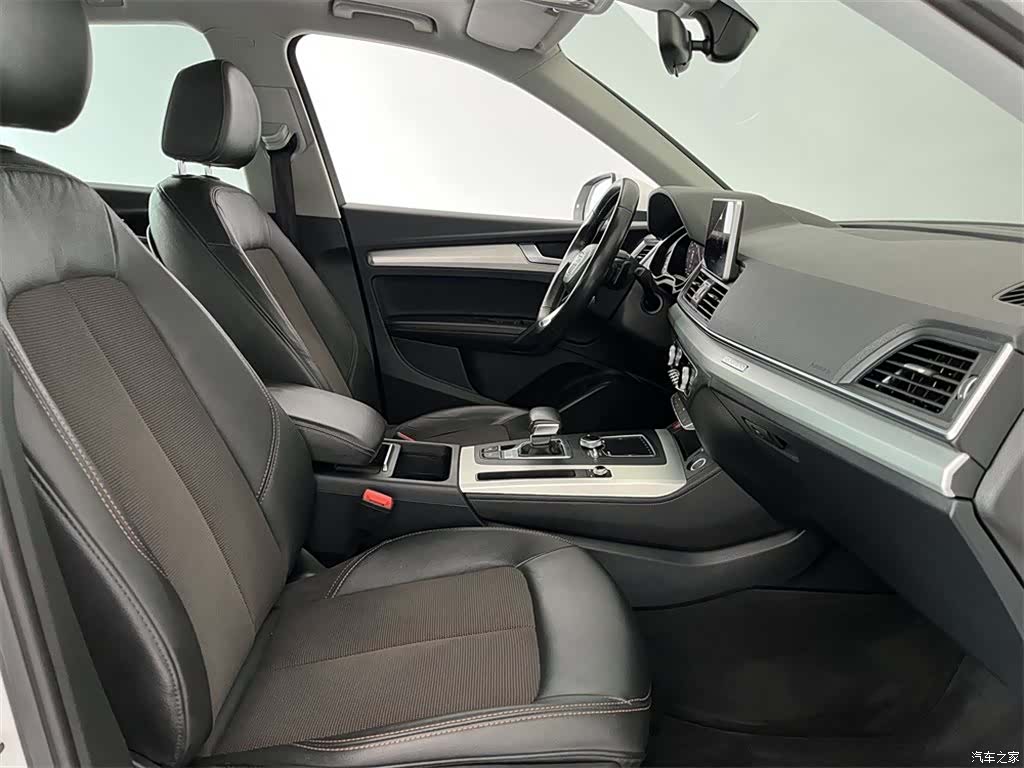 Audi Q5L, 2019 13
