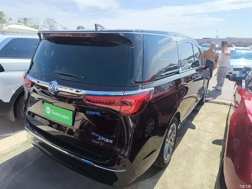 Buick GL8, 2022 7