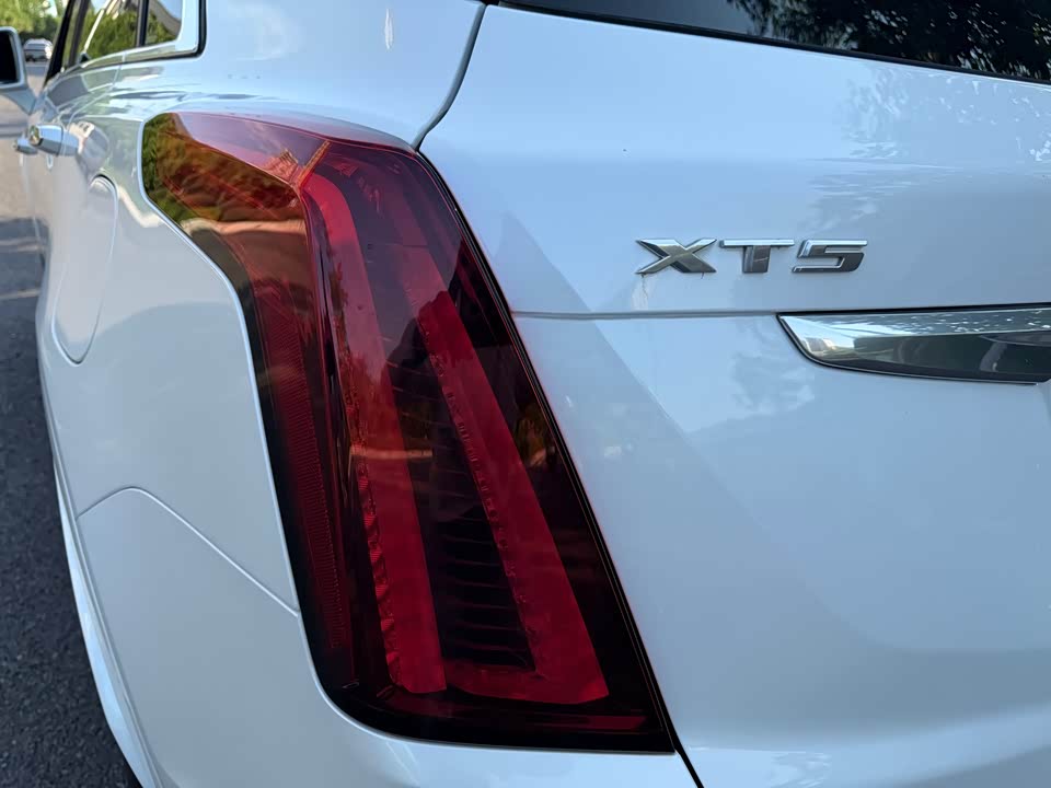 Cadillac XT5