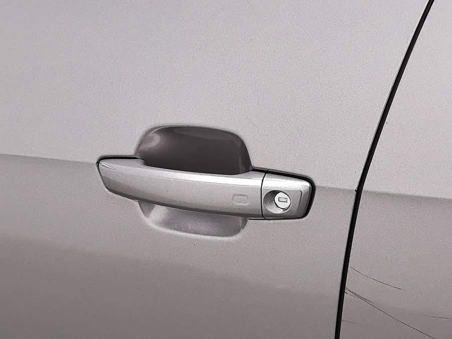 Audi Q2L 2020, фото 18