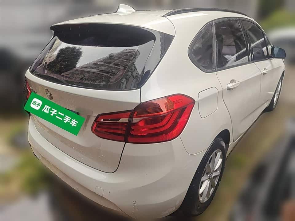BMW 2 series station wagon BMW 2 series station wagon