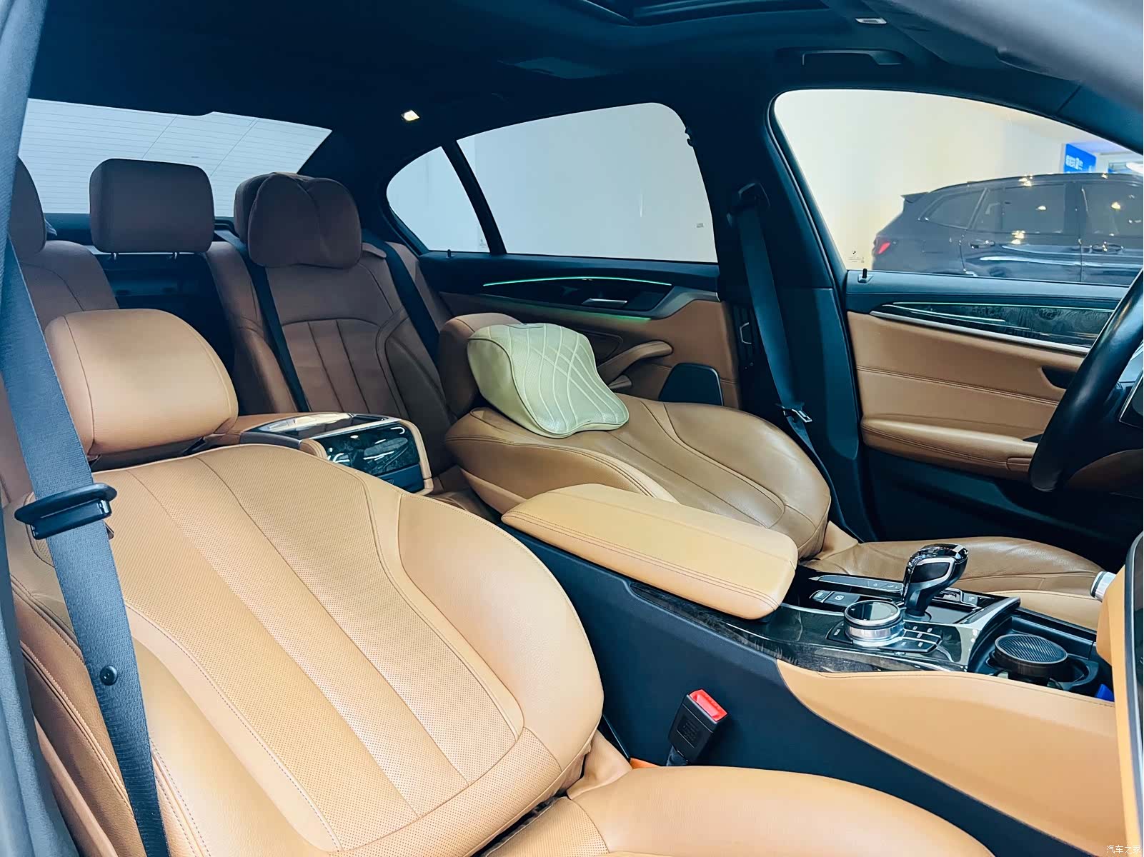 BMW 5 Series, 2018 12