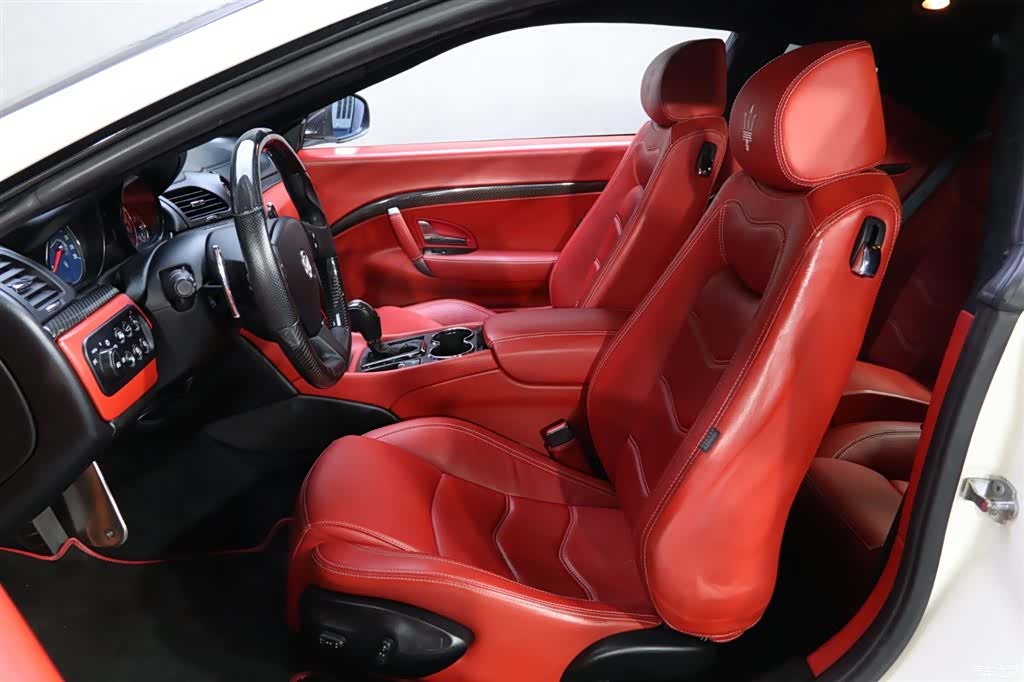 Maserati GranTurismo, 2018 14