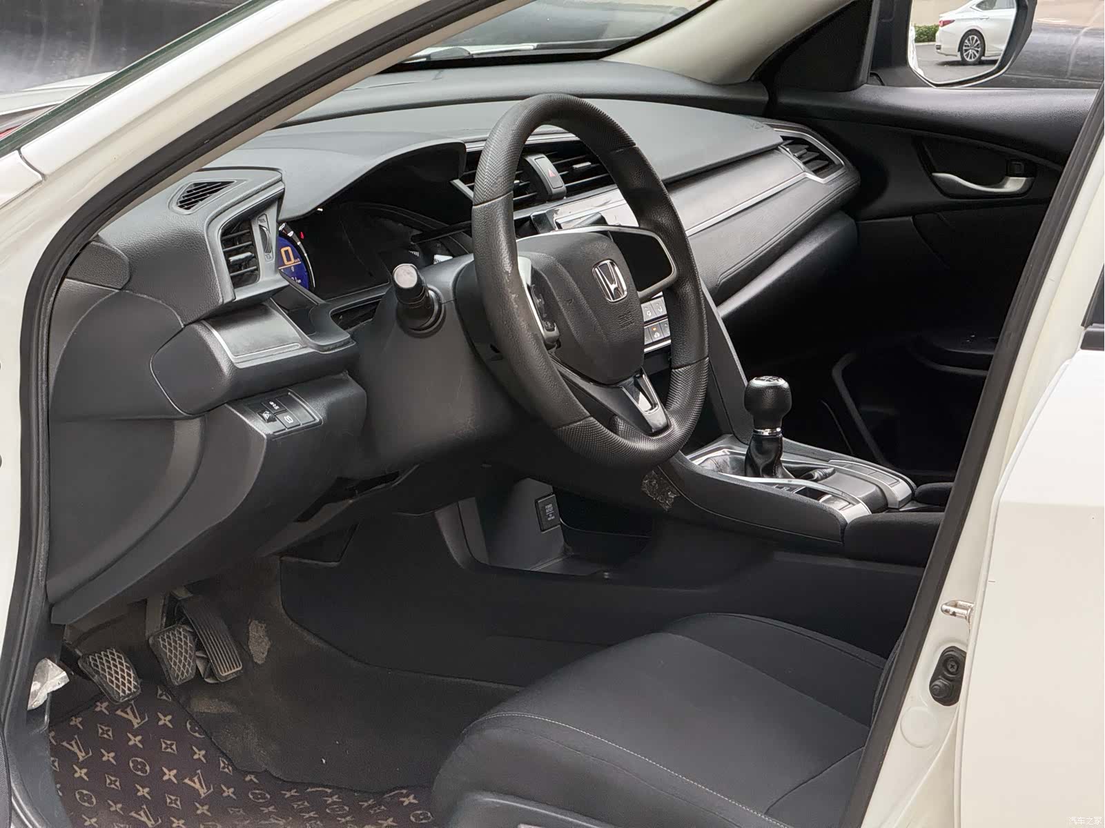 Honda Civic, 2017 7