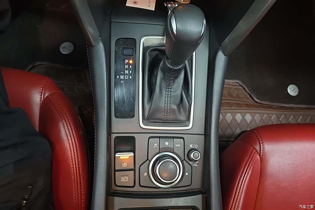 Mazda CX-4, 2019 16