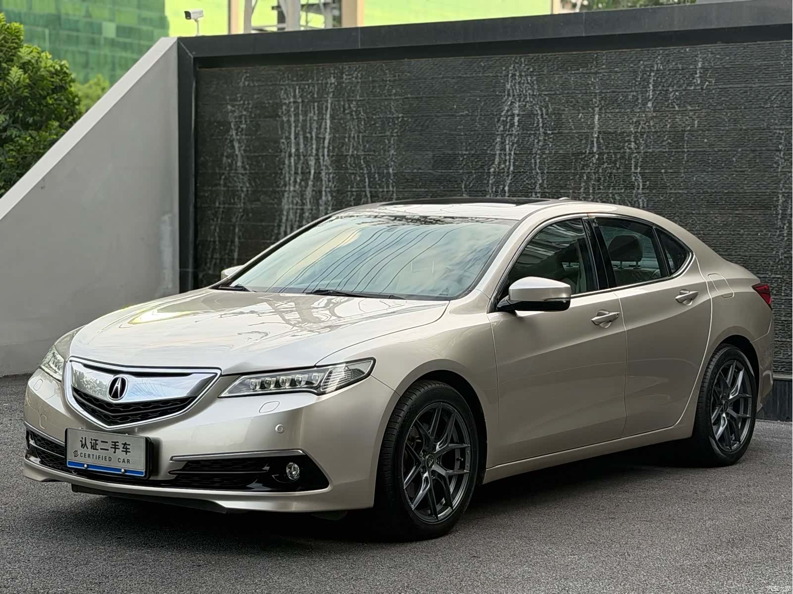 Acura TLX