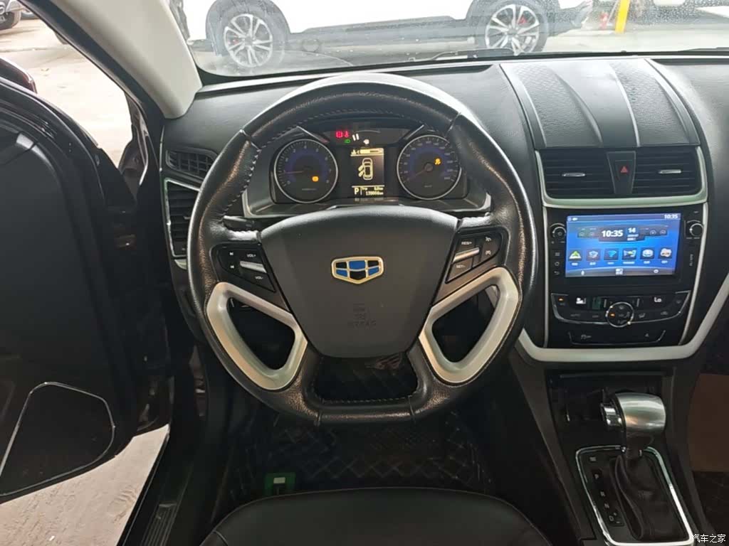 Geely Emgrand, 2015 11
