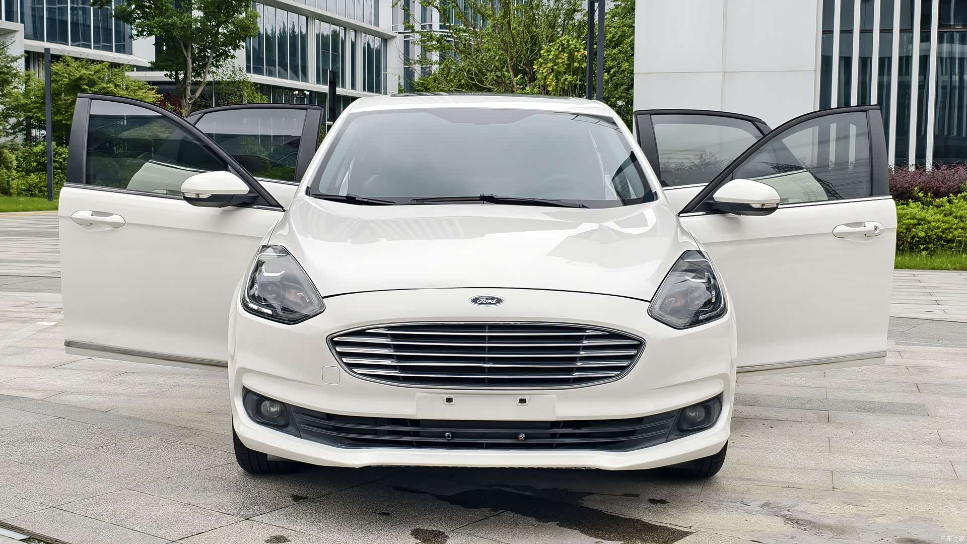 Ford V, 2020 35