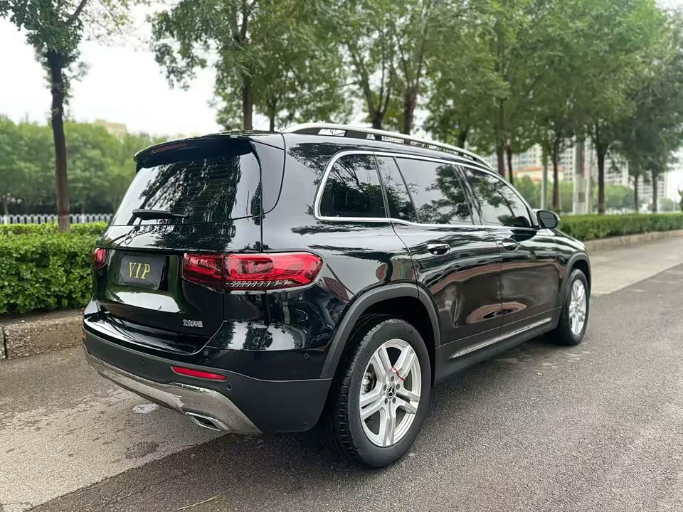 Mercedes-Benz GLB