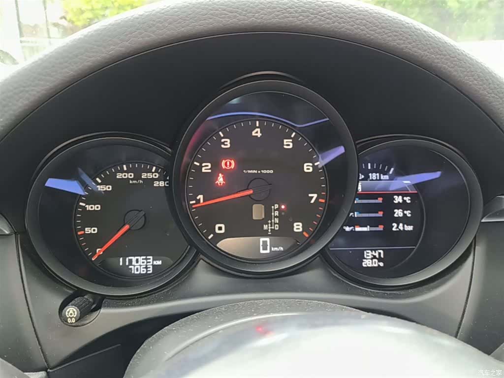 Porsche Macan, 2018 12
