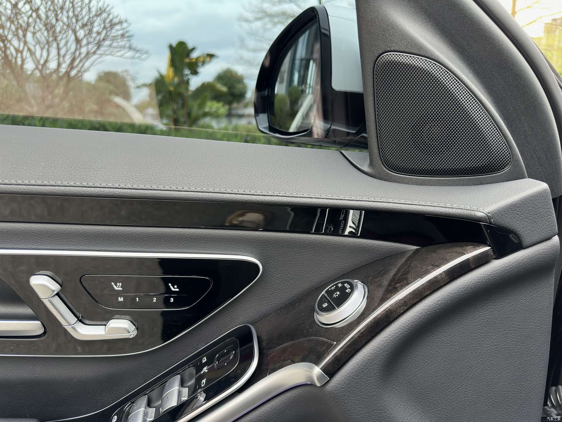 Mercedes-Benz S-Class, 2022 19