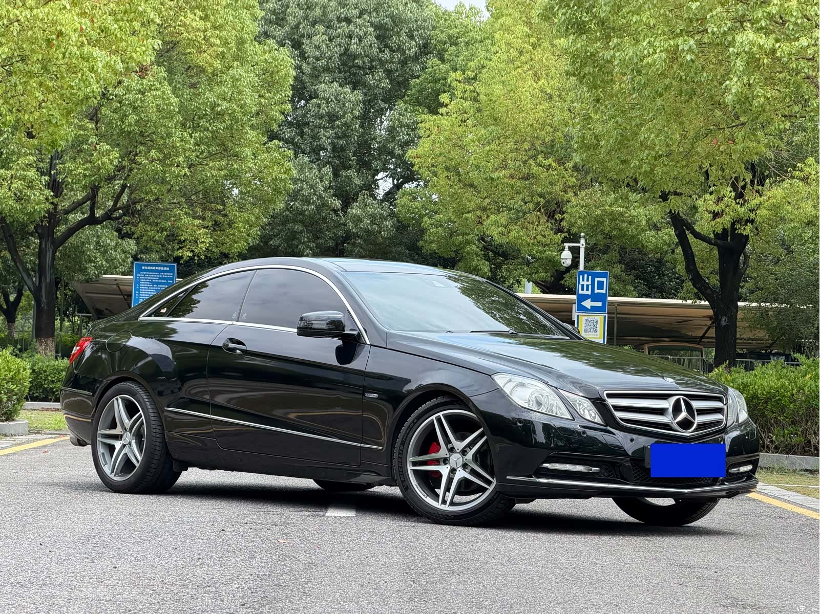 Mercedes-Benz E-Class, 2011 3