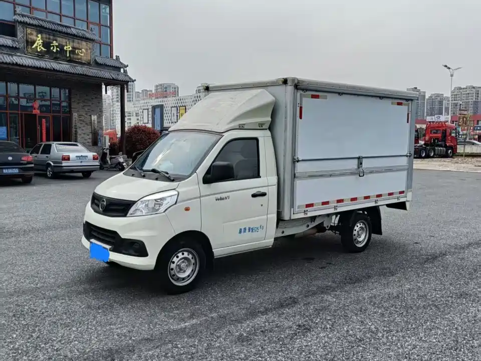 Foton Xiangling V