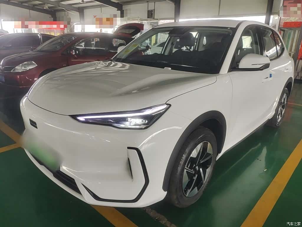 Geely Galaxy E5, 2026 1
