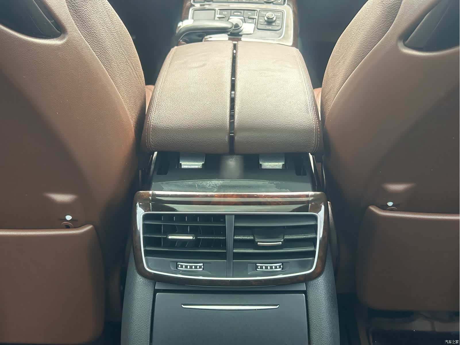 Audi A8L, 2017 10
