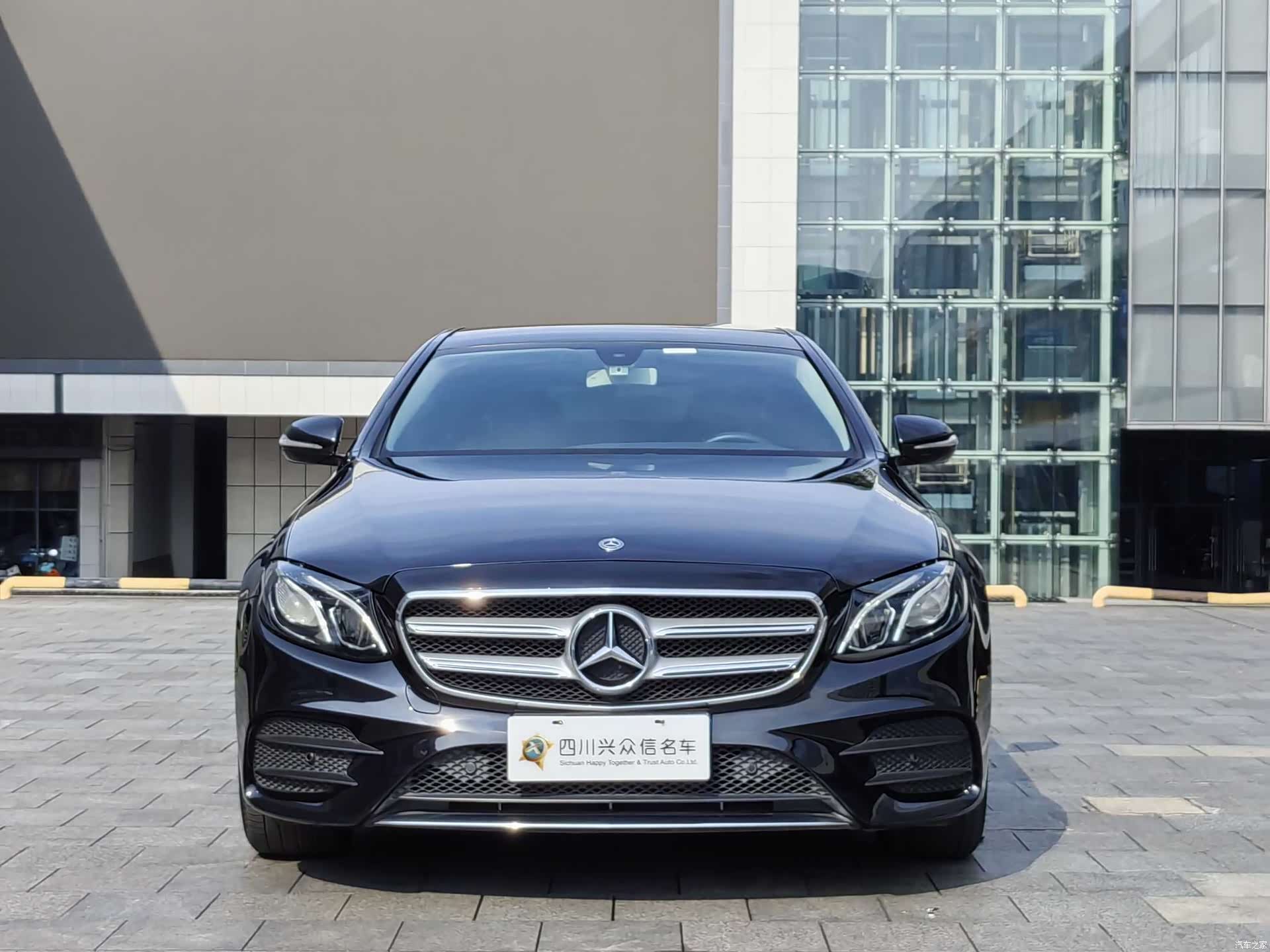 Mercedes-Benz E-Class, 2018 3