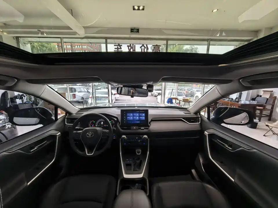 Toyota RAV4 Rongfang