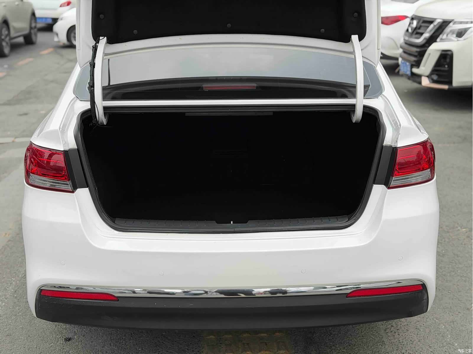 Kia K4, 2015 16