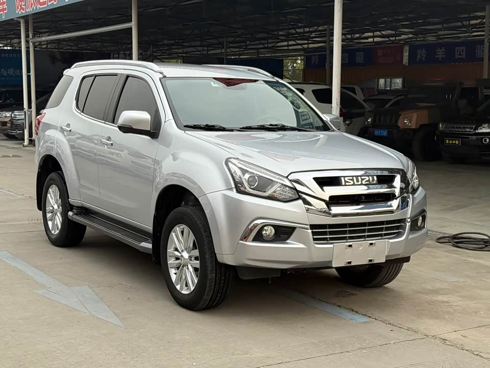 Isuzu mu-X Shepherd Ranger
