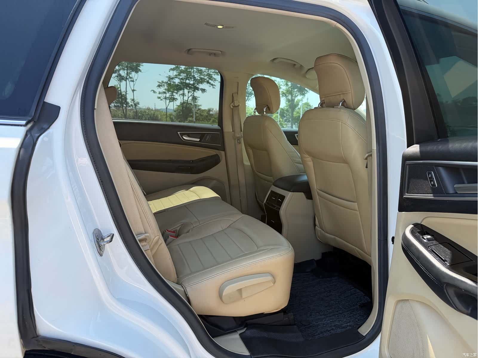 Ford Edge, 2015 11