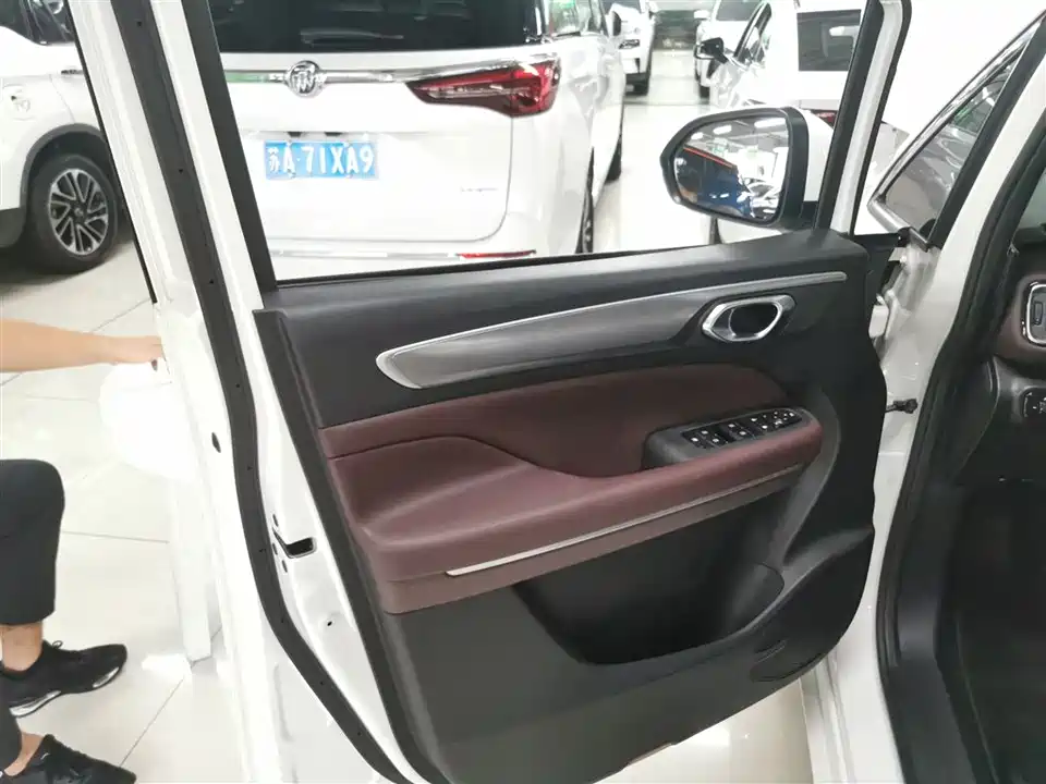 Trumpchi Trumpchi M6