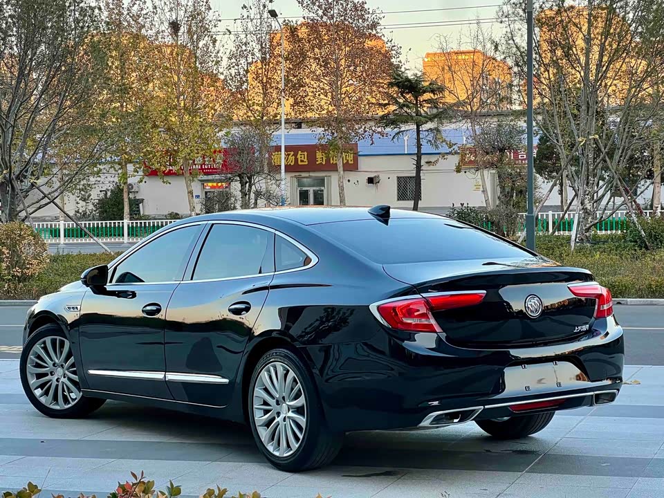 Buick Lacrosse