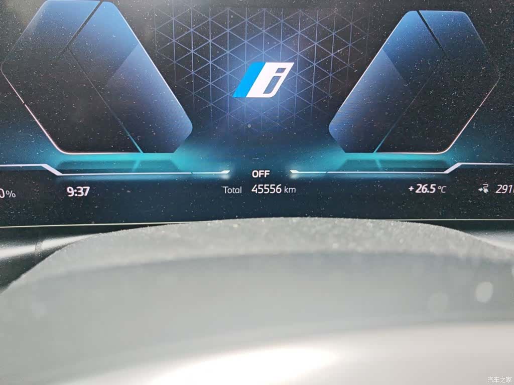 BMW i3, 2023 все фото