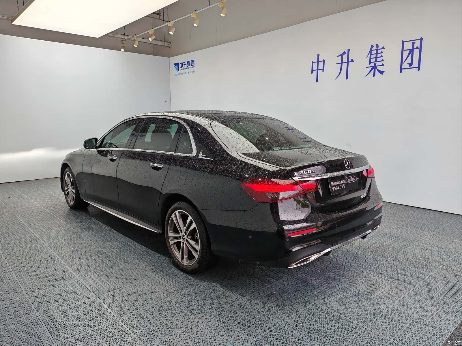 Mercedes-Benz E-Class, 2021 4