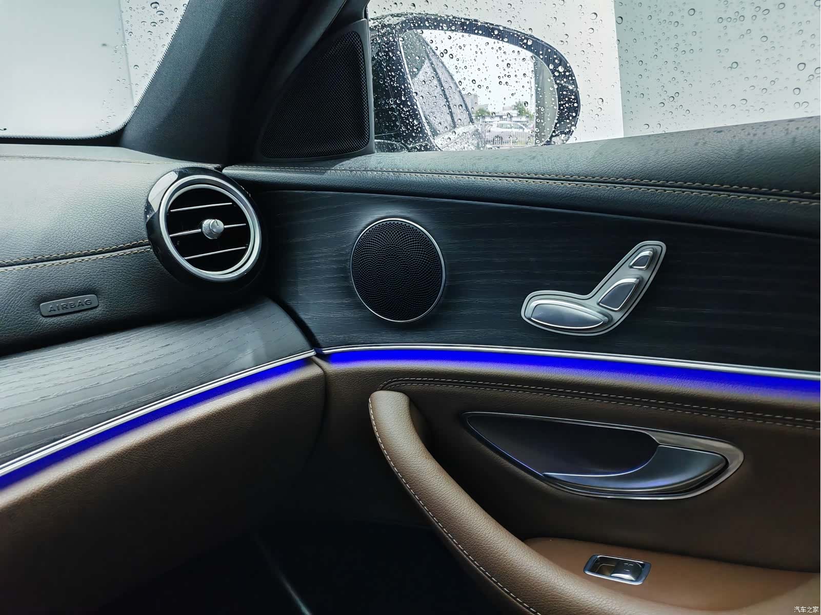 Mercedes-Benz E-Class, 2021 17