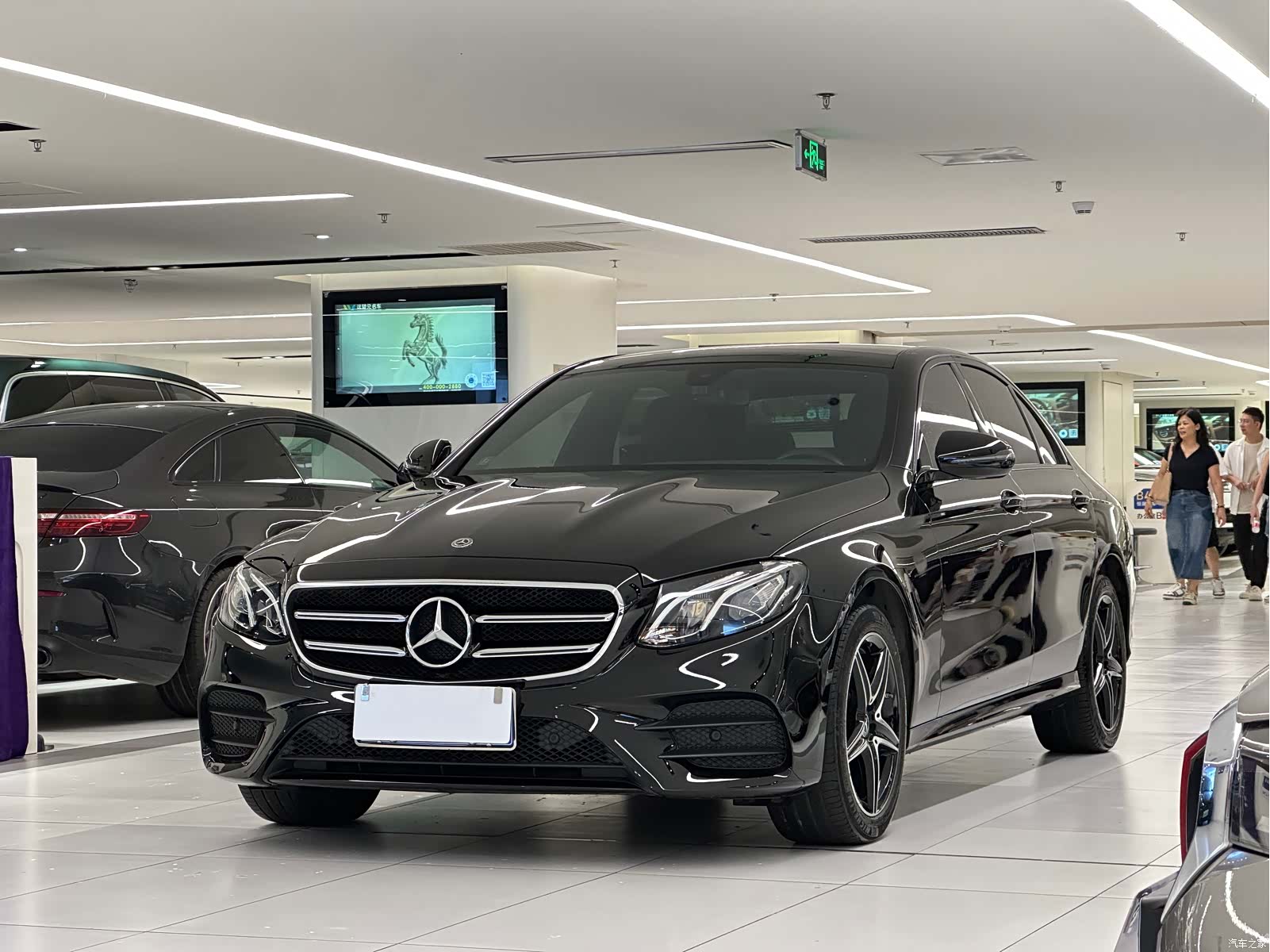 Mercedes-Benz E-Class, 2020 1