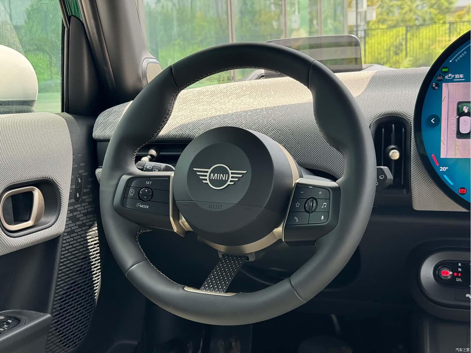 Mini Cooper, 2025 13