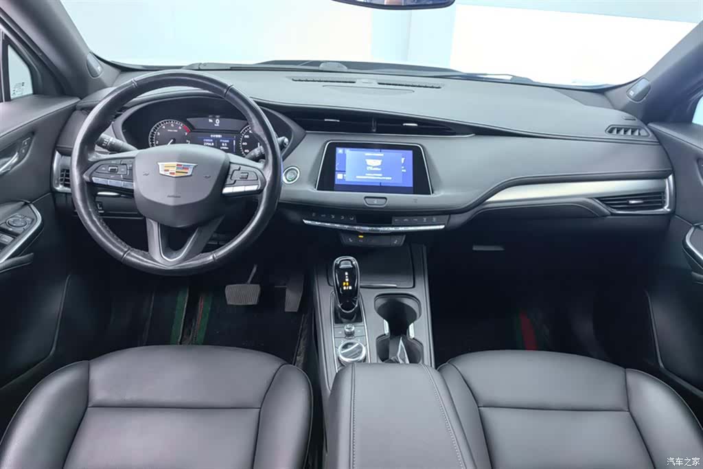 Cadillac XT4, 2021 12