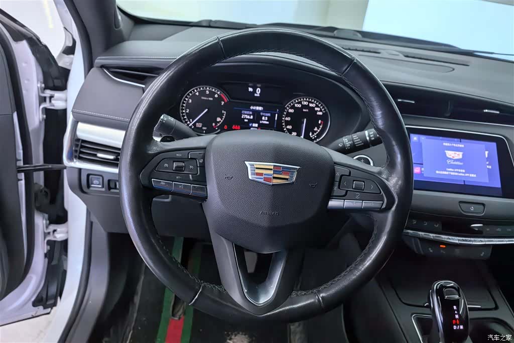 Cadillac XT4, 2021 15