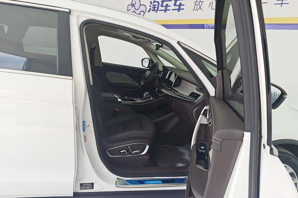 Geely Jiaji, 2019 8